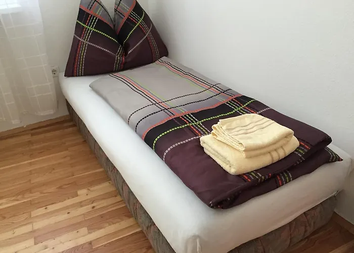 Apartment Domino